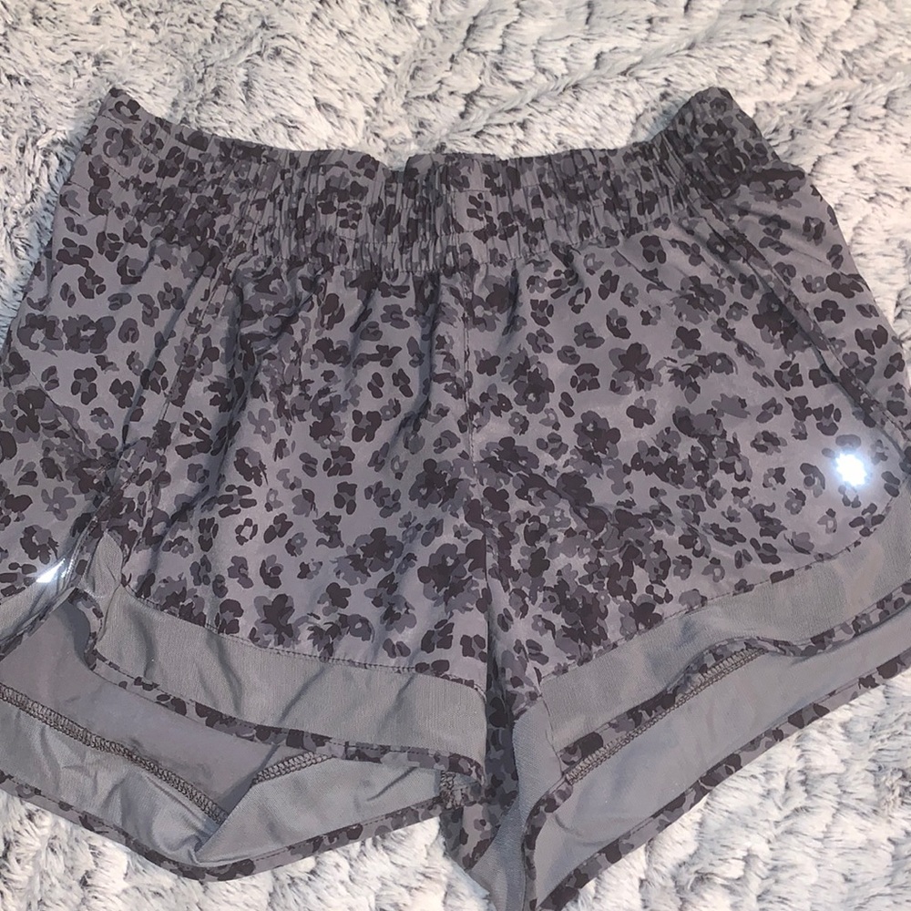 Athleta shorts! AMAZING condition. XS